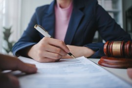 Haus überschreiben Notar Wohnrecht Haus überschreiben mit Notar im Wohnrecht