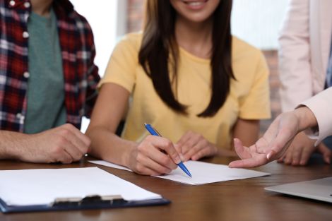 Nachlassauseinandersetzung Nachlassauseinandersetzung mit der Familie beim Notar